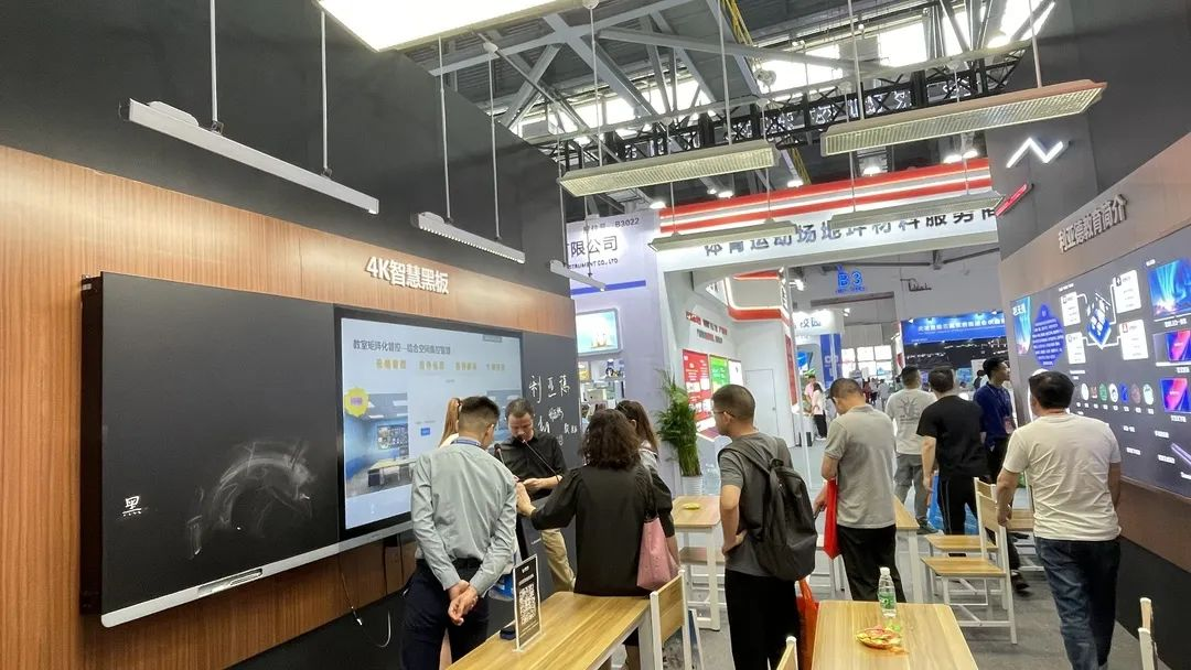 凯发天生赢家一触即发首页教育新品及解决方案惊艳亮相81届教装展